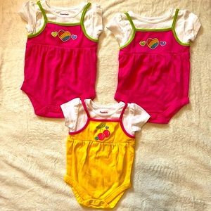 Garanimals | Baby Girl Short Sleeve Onesies Lot of 3